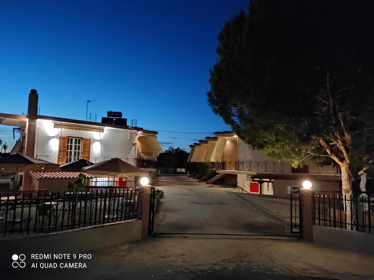 Ak Village Rooms Drepano  Bagian luar foto