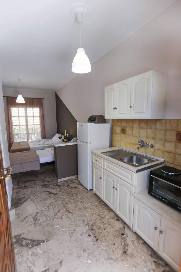 Ak Village Rooms Drepano  Bagian luar foto