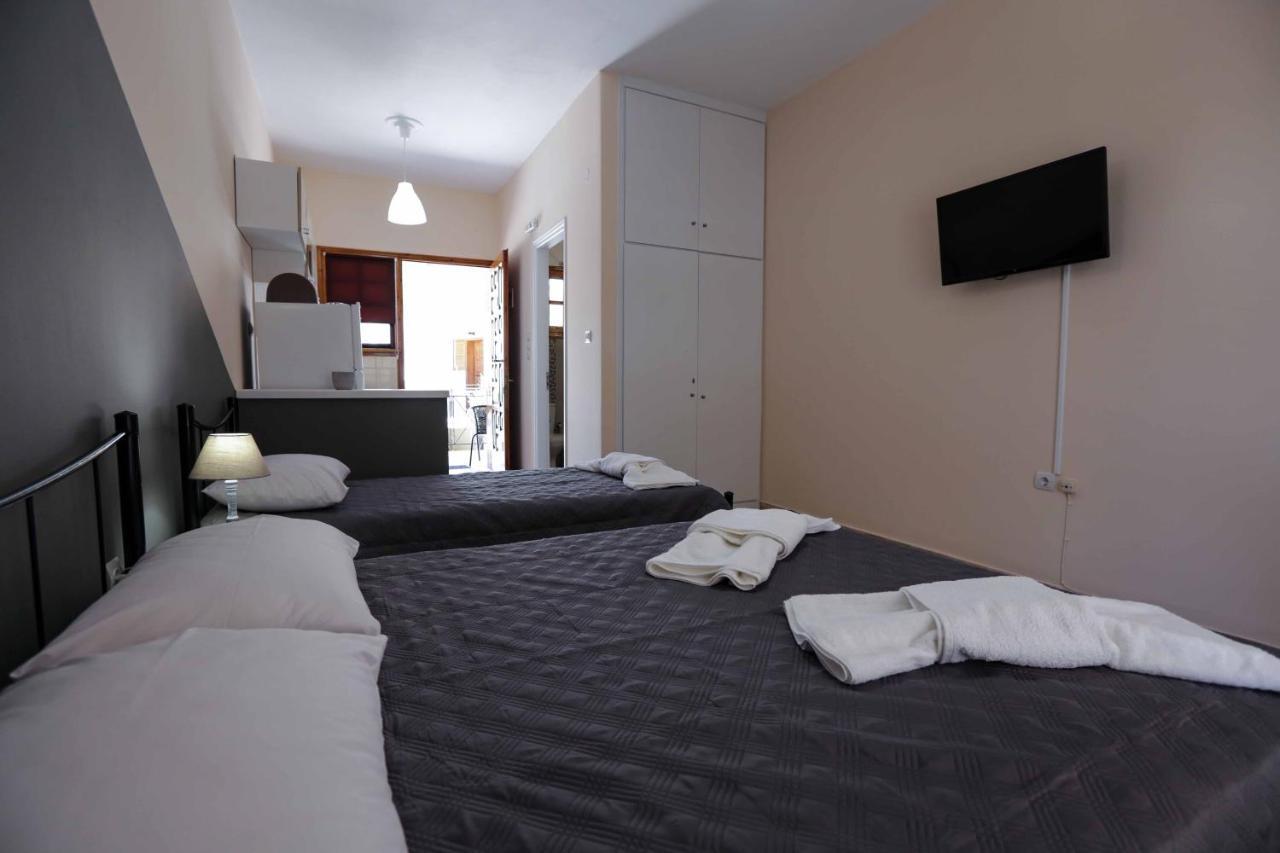 Ak Village Rooms Drepano  Bagian luar foto