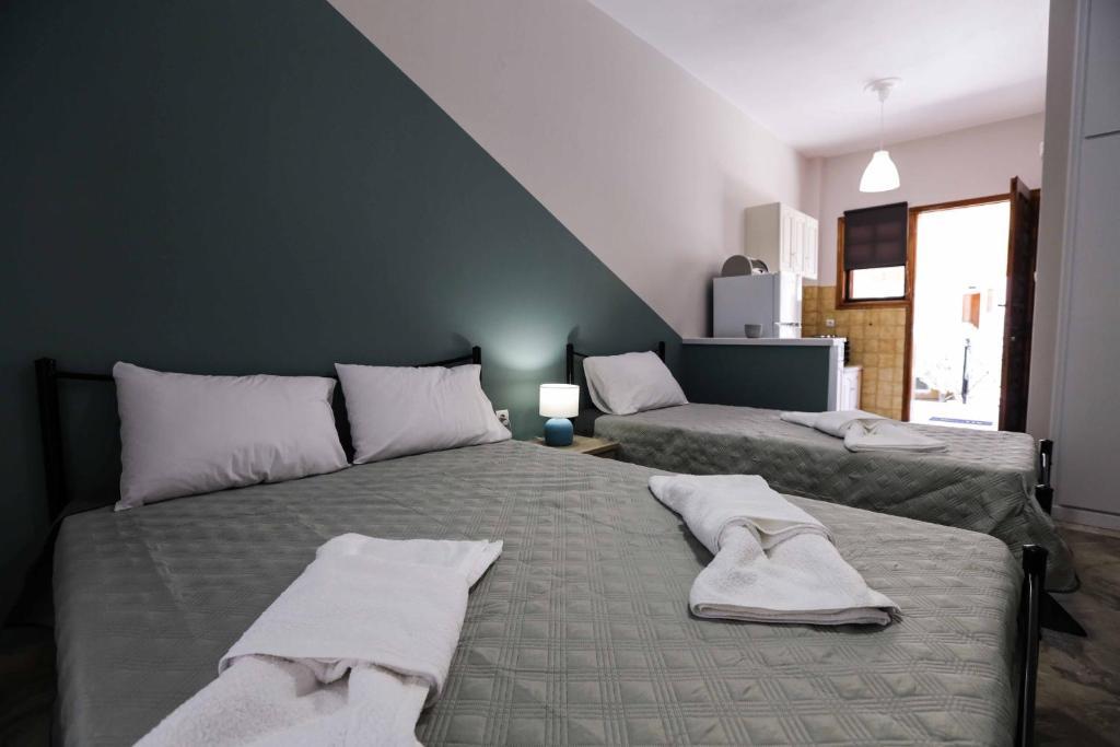 Ak Village Rooms Drepano  Bagian luar foto